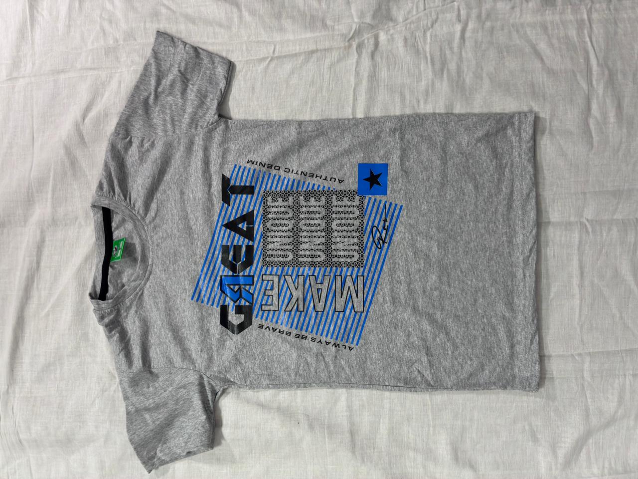 T-shirt (S)